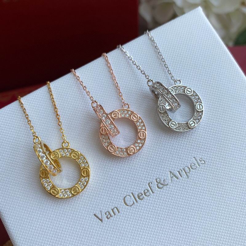 Cartier necklace 10lyx17